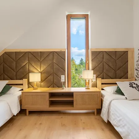 Przy Szlaku Apartment *